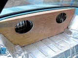 Speaker enclosure